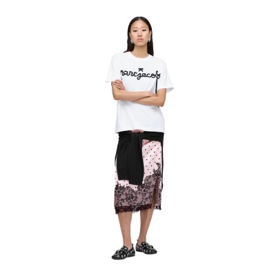 THE RIBBON LOGO BOX TEE